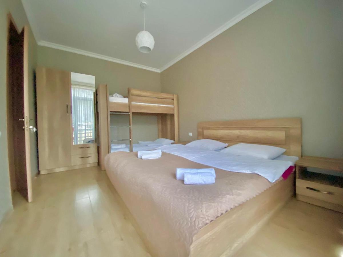 Cottage Marta Sadgeri بورجومي المظهر الخارجي الصورة