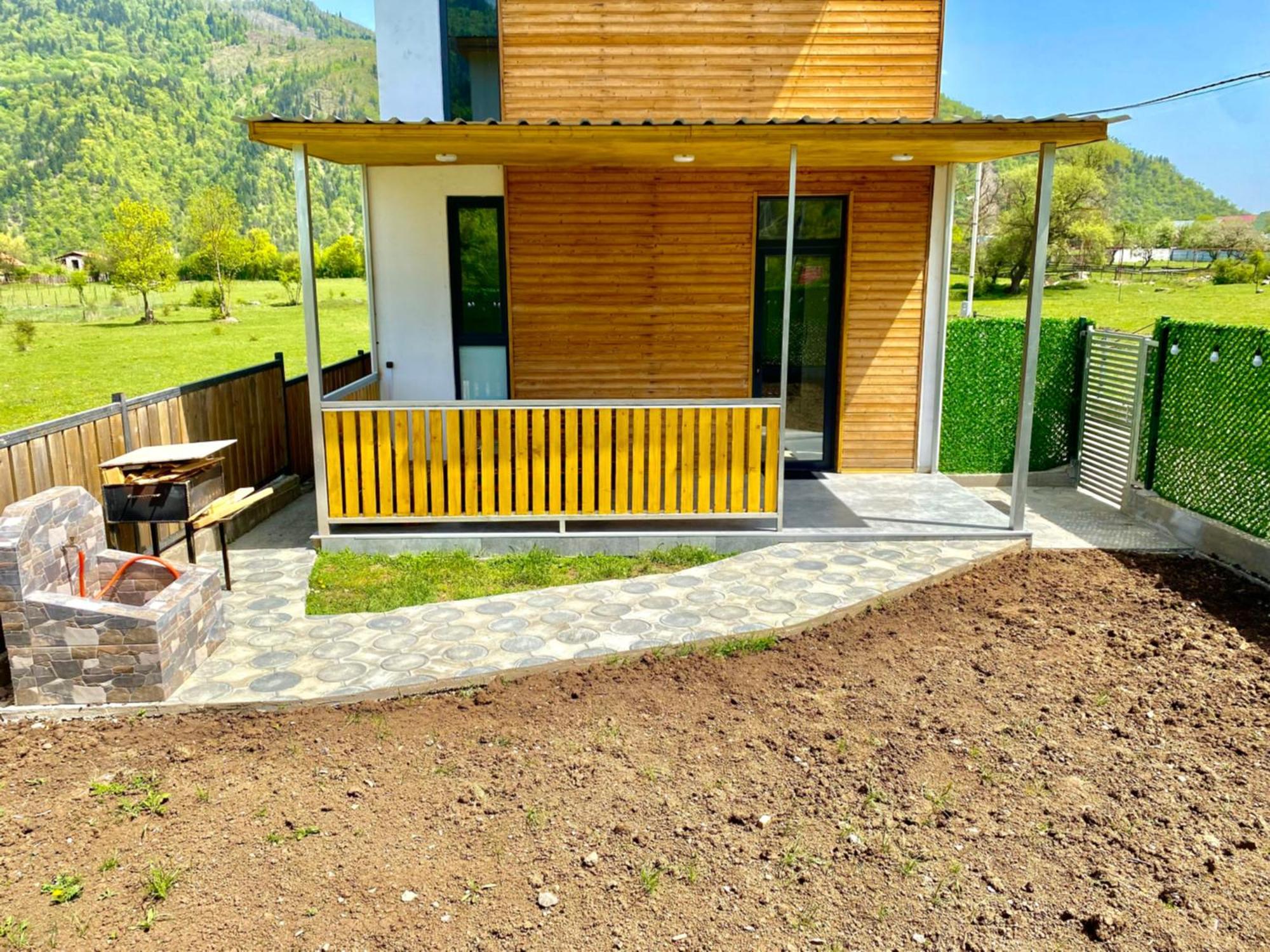 Cottage Marta Sadgeri بورجومي المظهر الخارجي الصورة